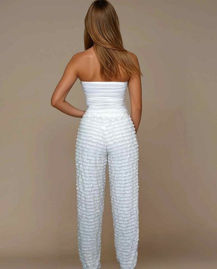 Komplet z pięknej delikatnej dzianiny z falbankami - Froufrou